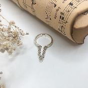 Bague avec chaine - Isis