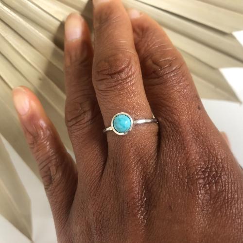 Bague sertis clos cabochon - Dunya