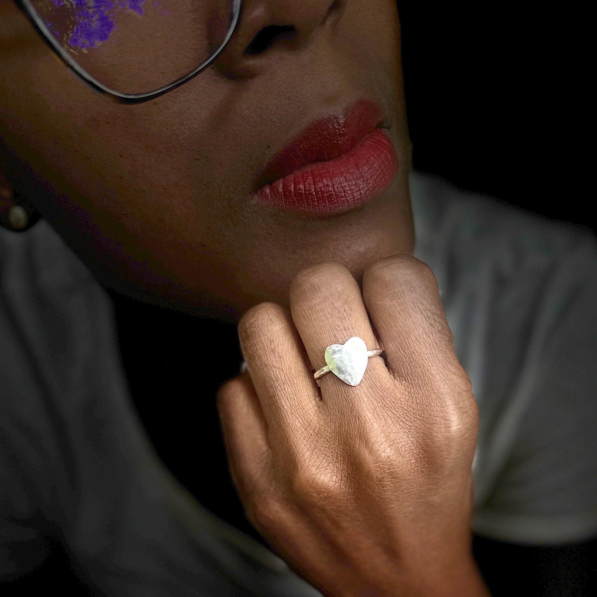 "Bague femme Ife cœur martelé en argent 925 - design romantique EMIKemi"