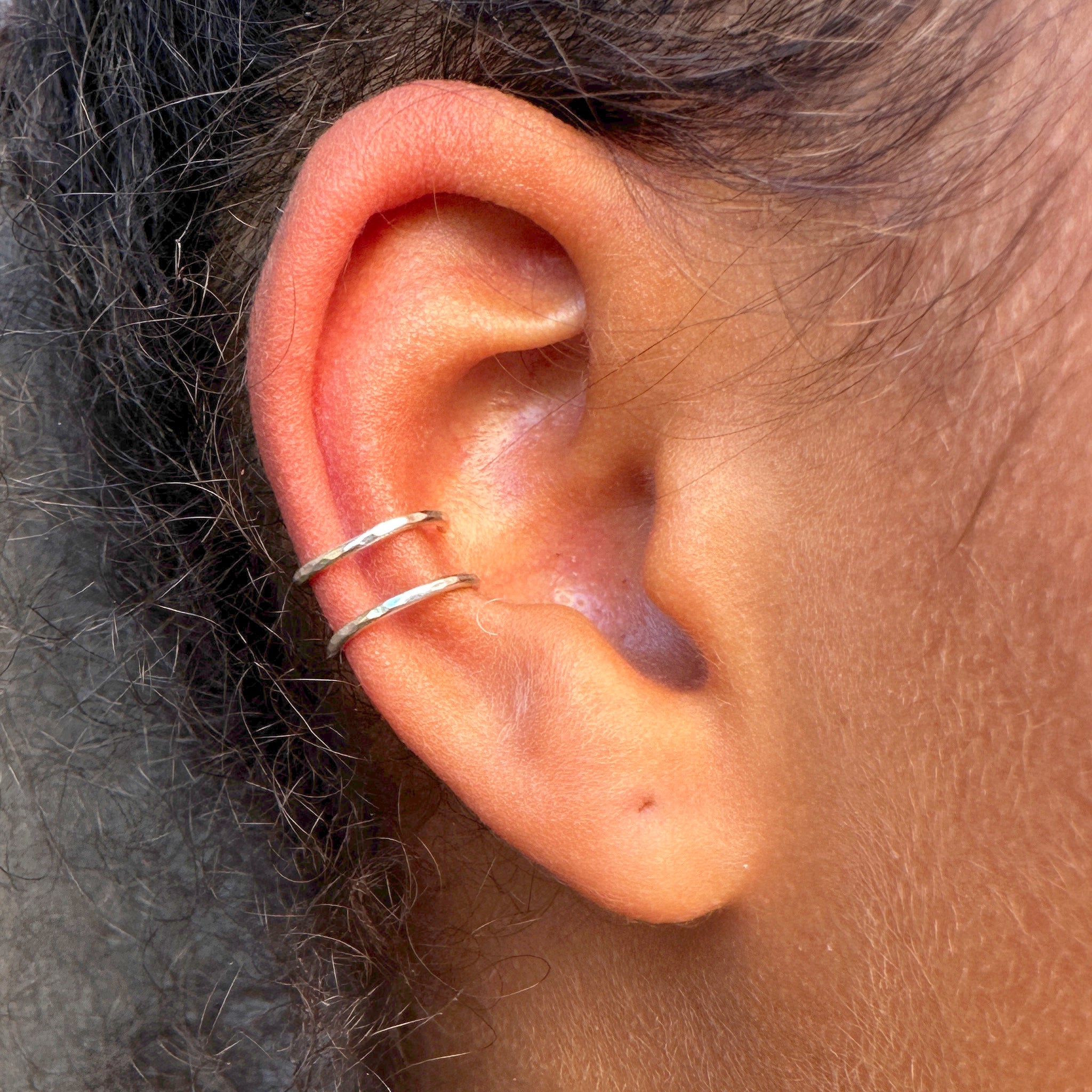 Earcuff Damilola argent 925 double anneau martelé collection Keloïd EMIKemi